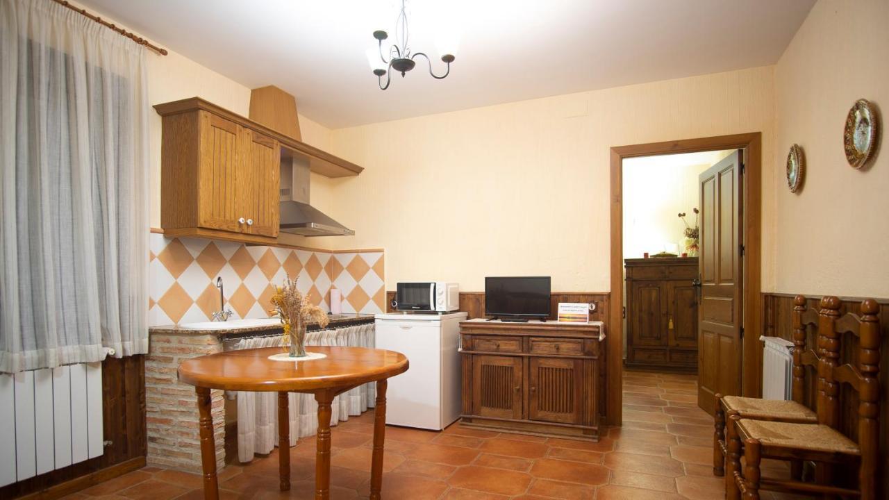 Casa Rural Santa Elena Villafranca de los Caballeros エクステリア 写真